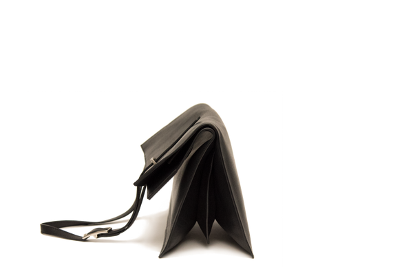 BA07 Black