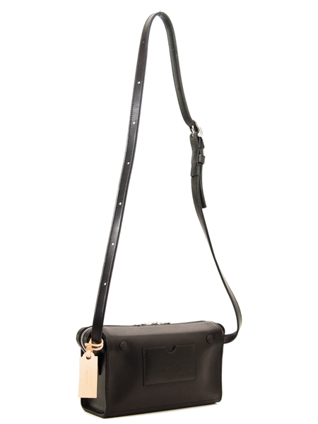 BA01 Mahogani Black