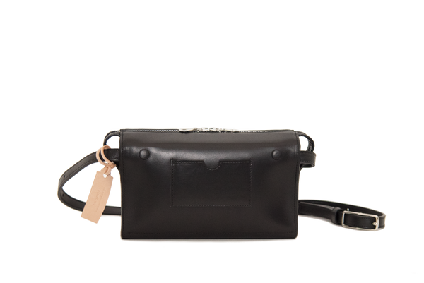 BA01 Mahogani Black